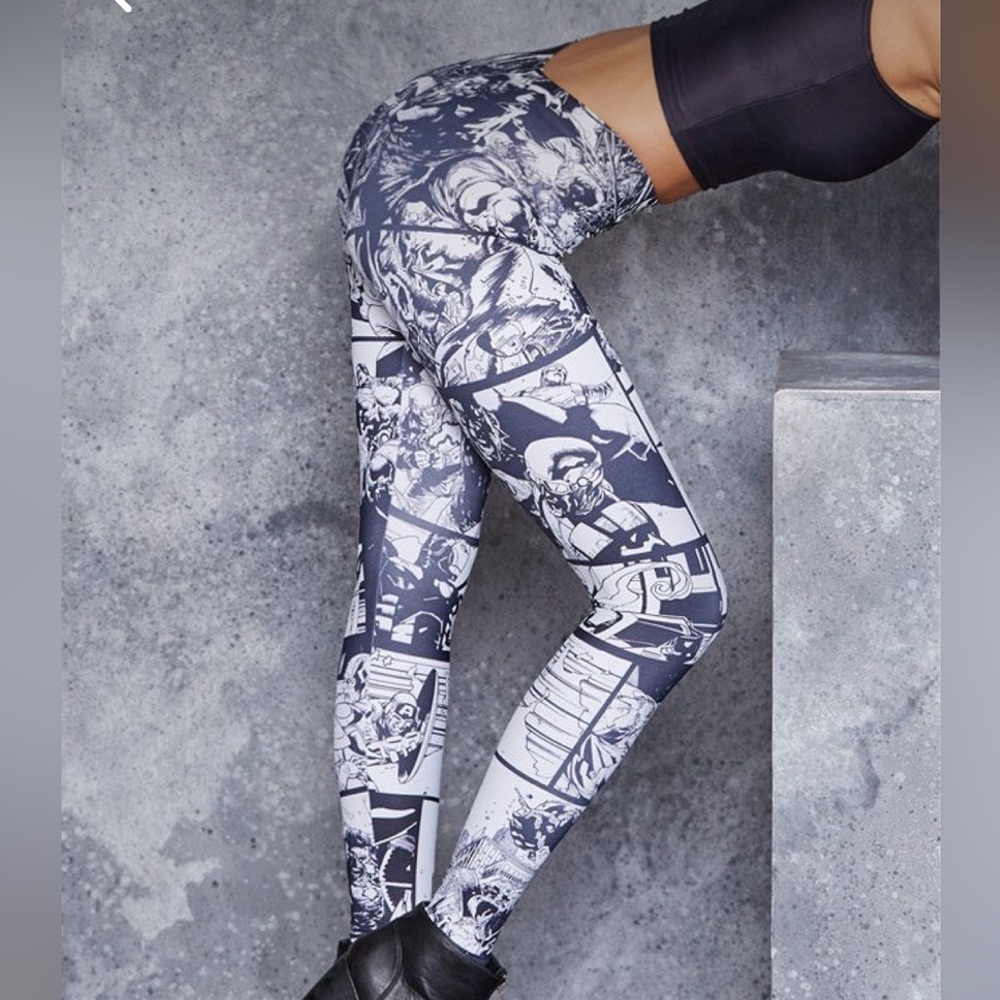 BlackMilk Marvel Rampaging Hulk MF Leggings M